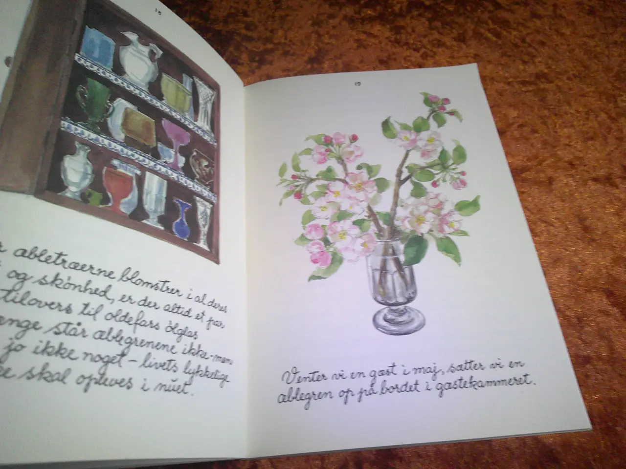 Billede 3 - Blomster og vaser i den gamle skole,