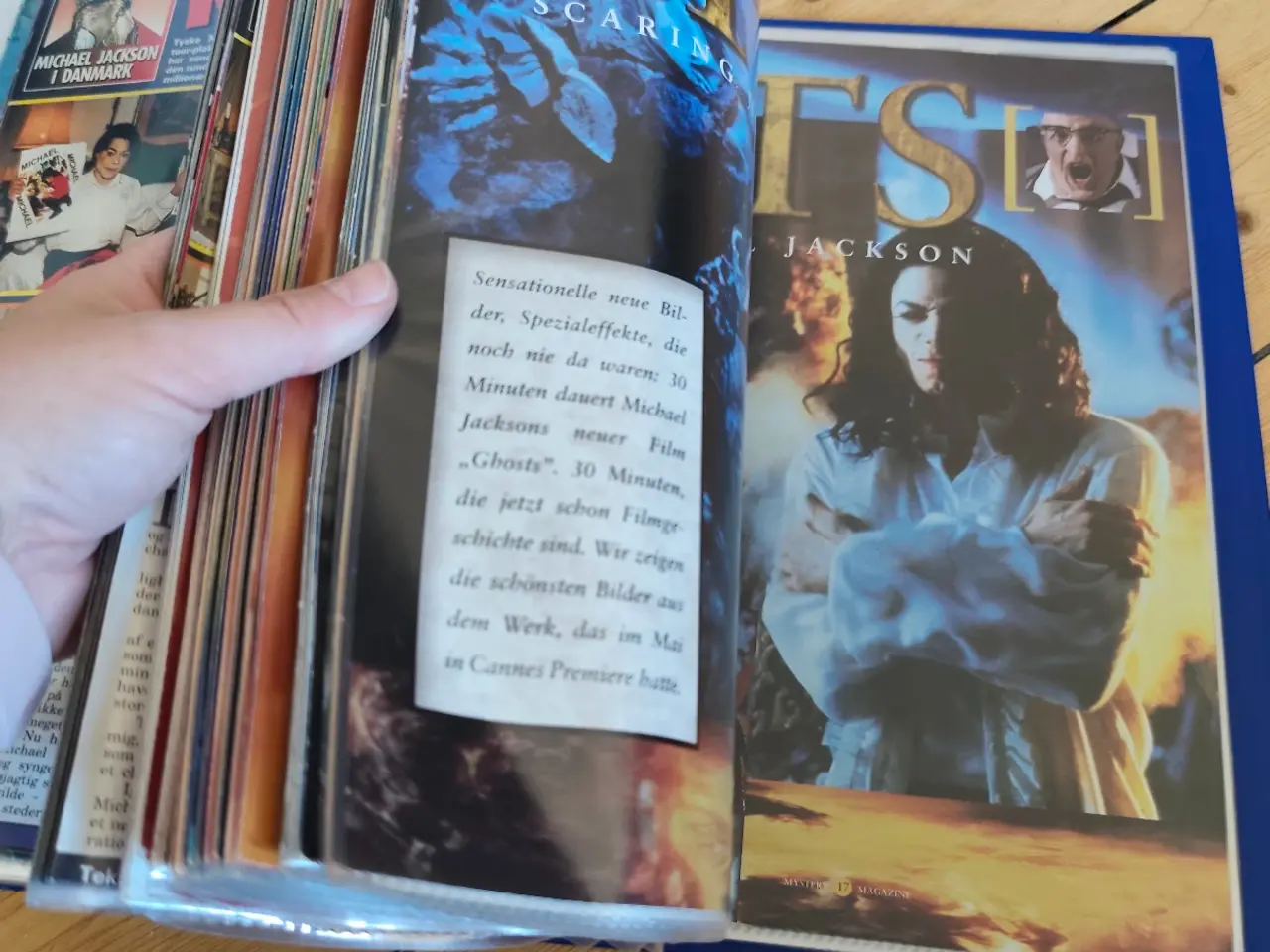 Billede 5 - Stort Ringbind med Michael Jackson 