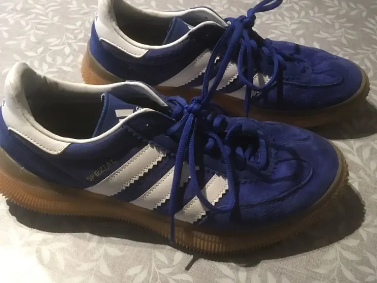 Billede 1 - Indendørs sko adidas