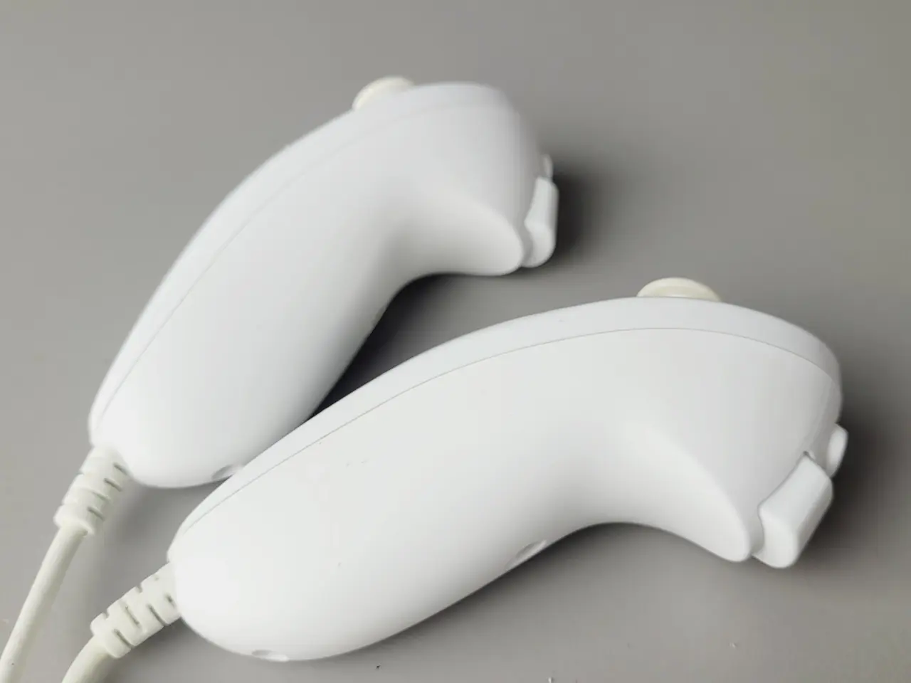 Billede 4 - ⭐️· 🎮 Originale Wii Nunchuk controllere (2 stk.) 
