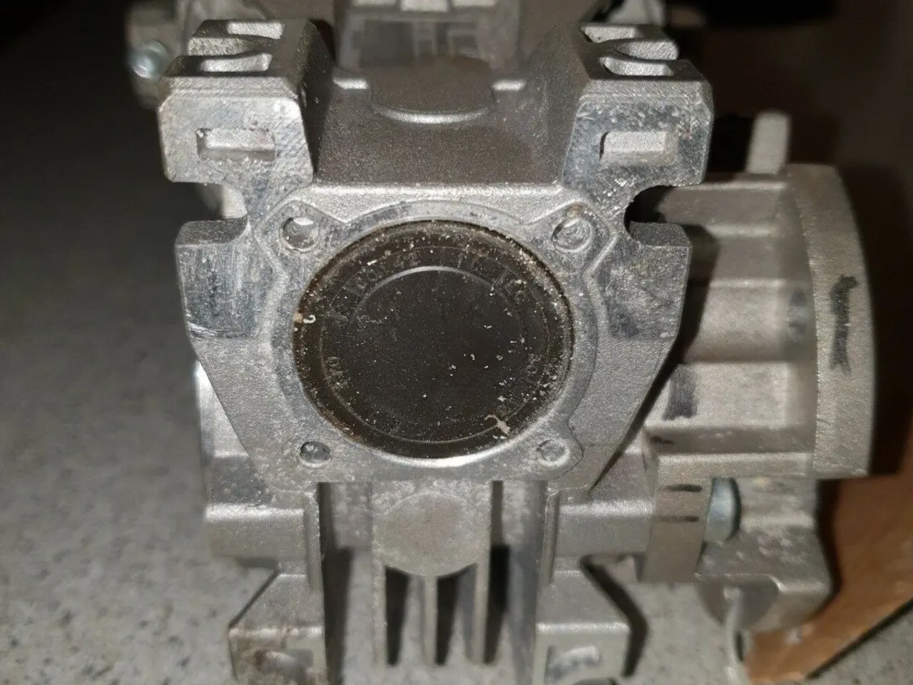 Billede 5 - El motor med gearing, AEG