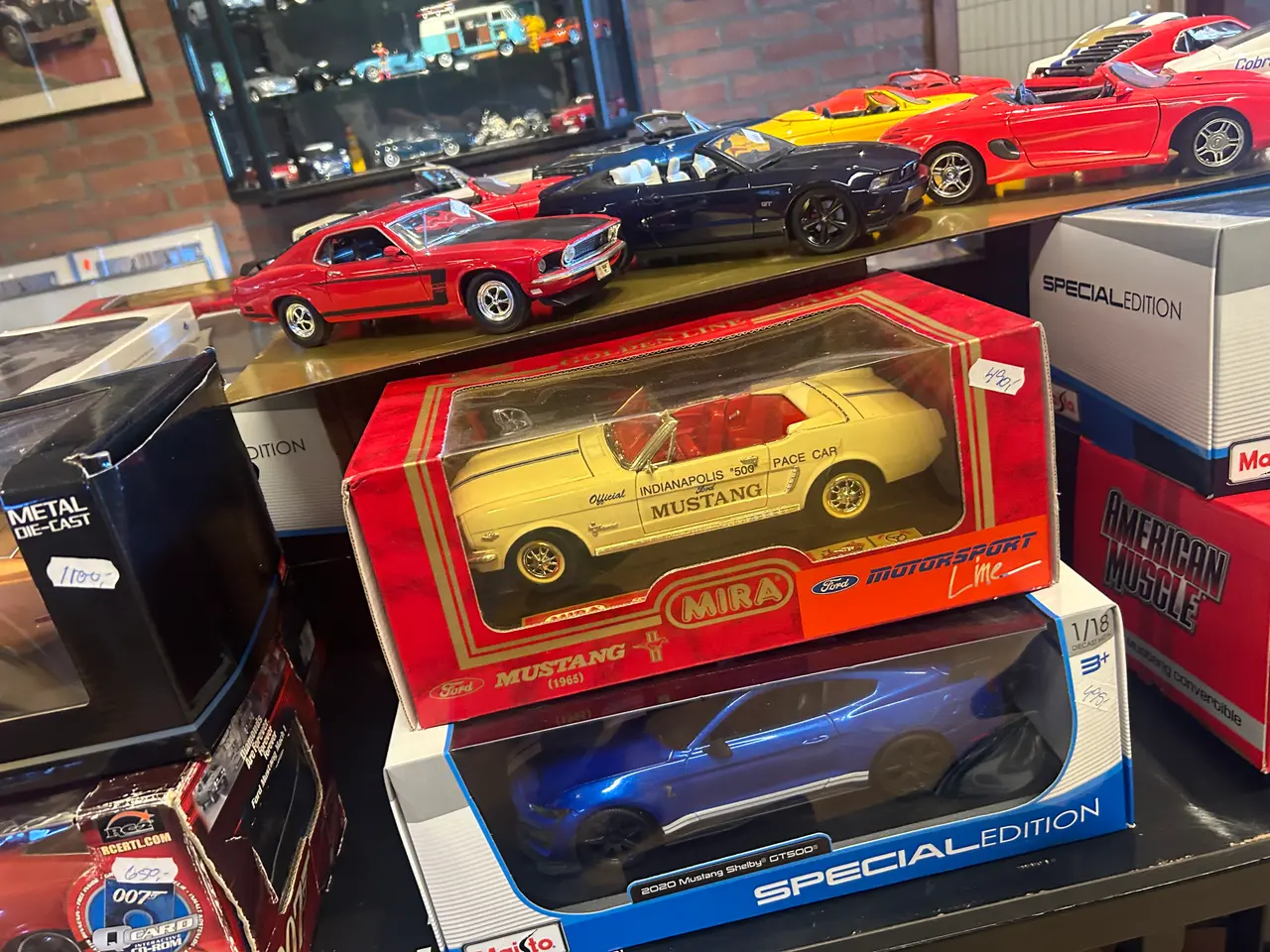 Billede 9 - FORD MUSTANG 1:18 Modelbiler