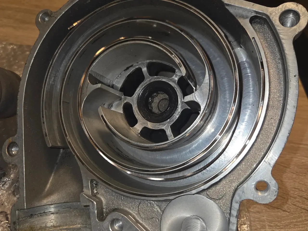 Billede 17 - Sælger 2x originale VW Polo G40 ladere (052 145 40