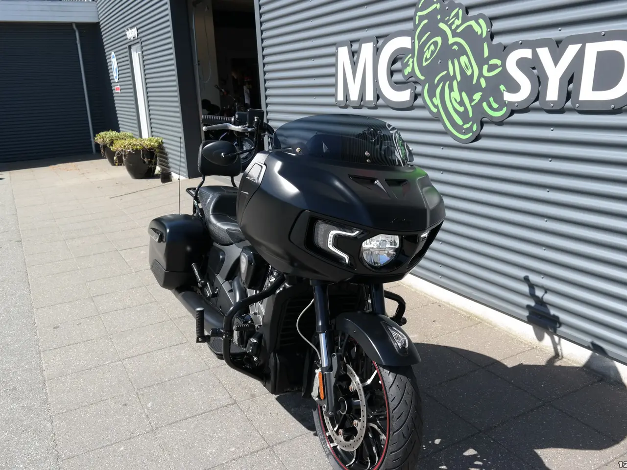 Billede 11 - Indian Challenger Dark Horse MC-SYD BYTTER GERNE