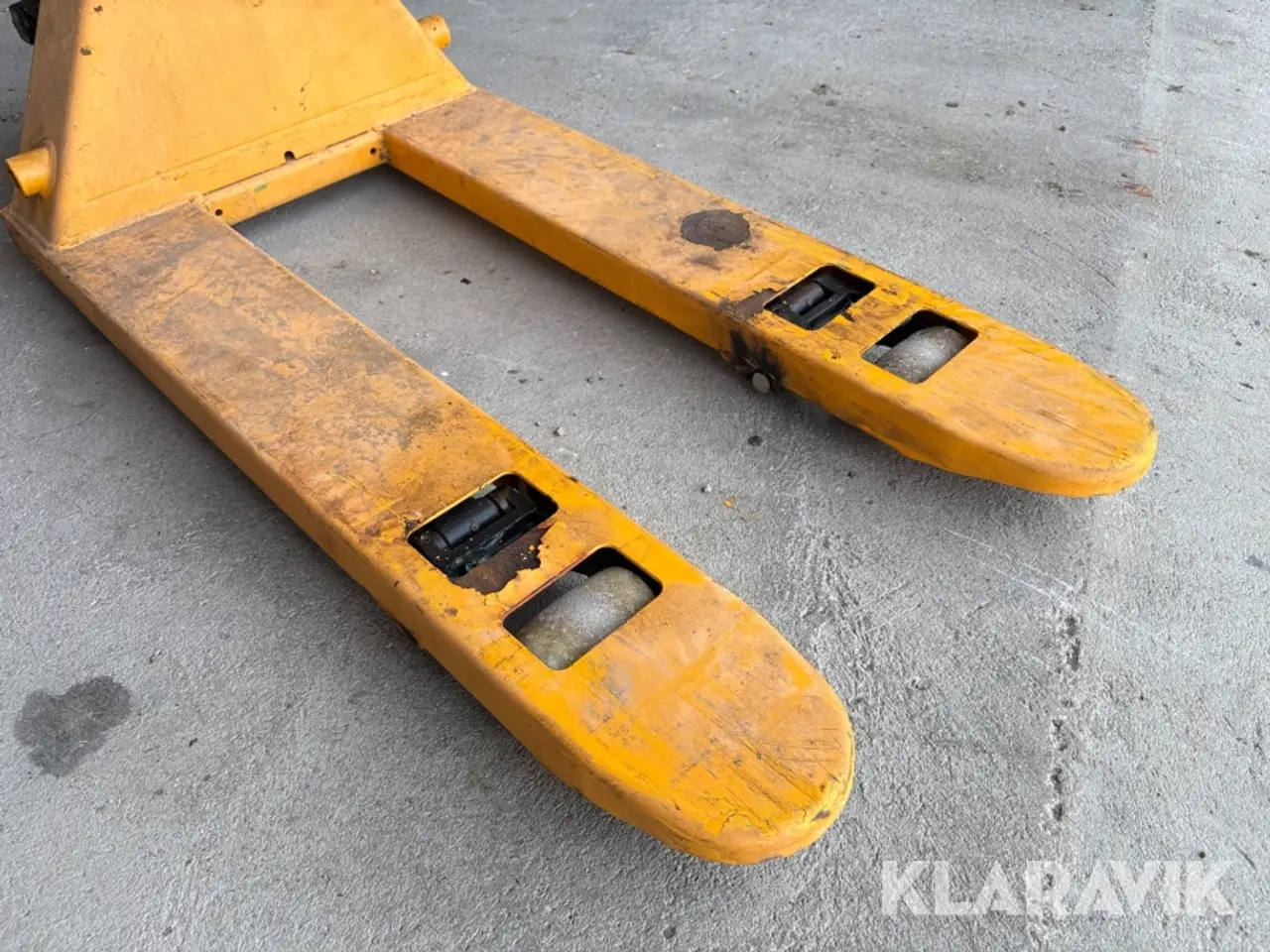 Billede 11 - Manuel palleløfter Biltema - Løftekapacitet 2.000 kg