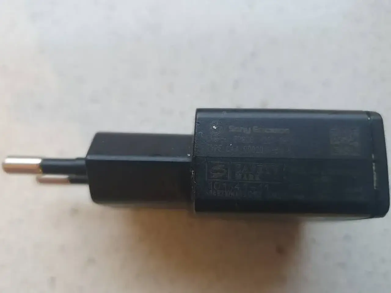 Billede 2 - Oplader SONY ERICSSON EP800 GreenHeart rejselader