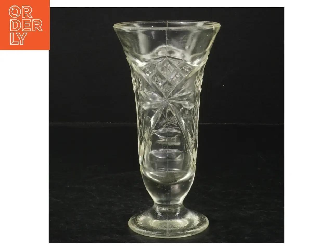 Billede 1 - Glas vase (str. H. 16 cm. ø. 8,5 cm)