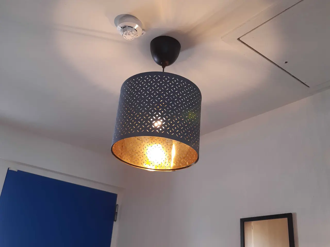 Billede 1 - Flot loftslampe sælges
