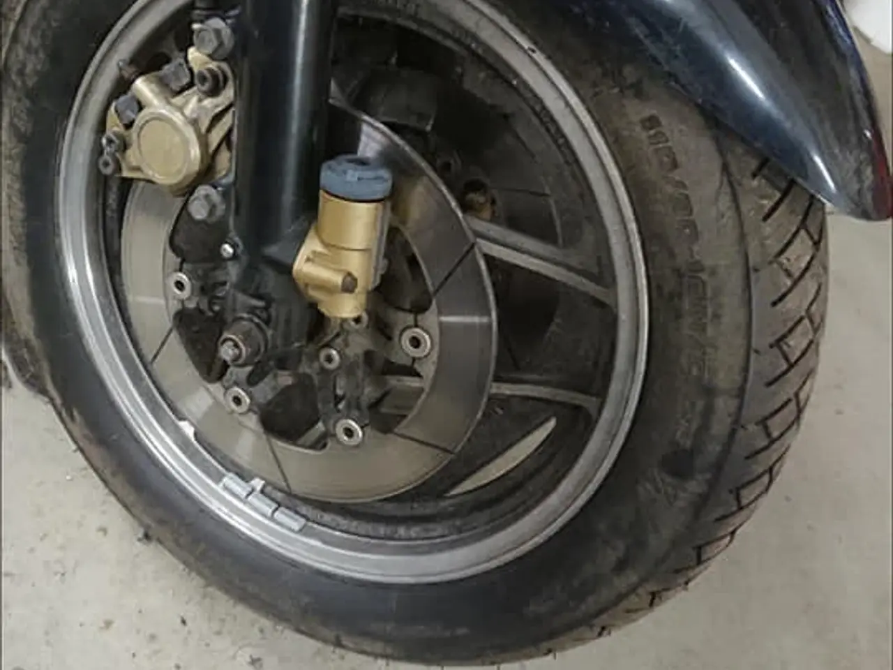 Billede 5 - suzuki gsx 1100 ef dele