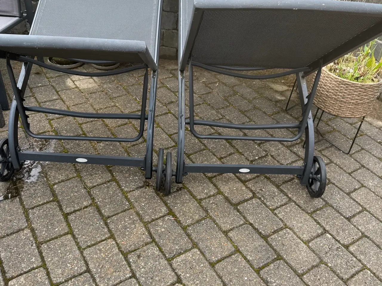 Billede 6 - Jeg sælger disse to gode Jutlandia solvogne med ju