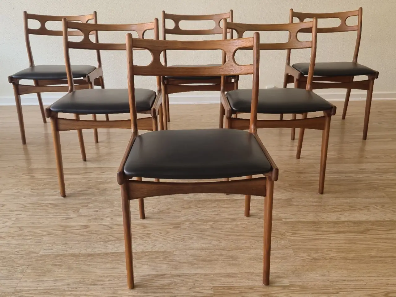 Billede 8 - 6 stk nyrenoverede Johannes Andersen teak stole