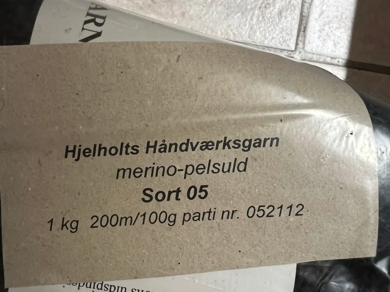 Billede 3 - Hjelholt garn 