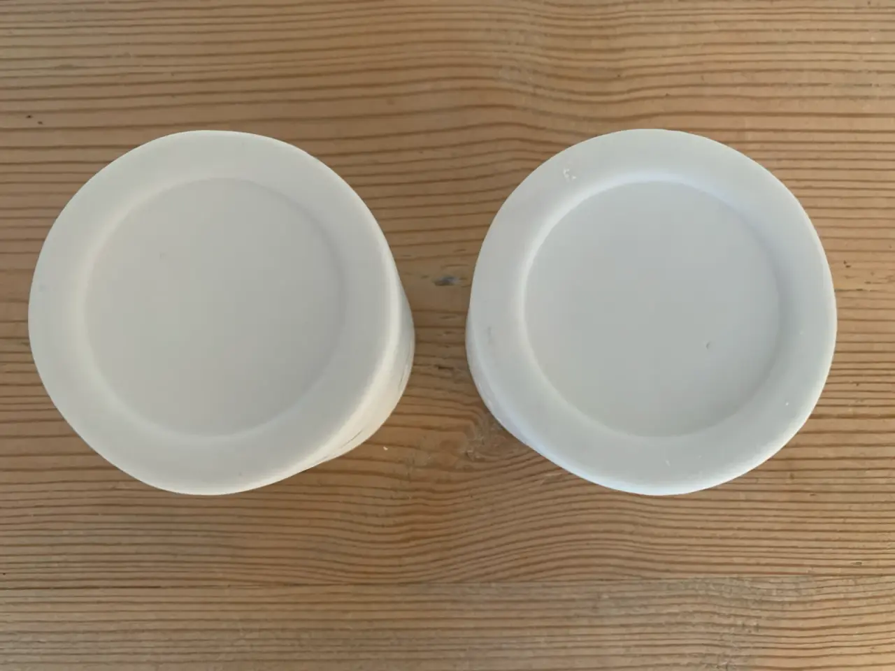 Billede 3 - Fyrfadsstager, mat/ru overflade m/hjerter