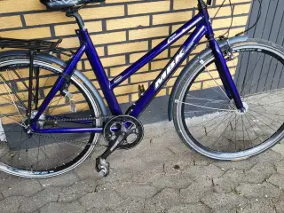 Flot damecykel 28"