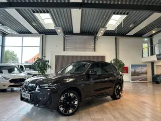 BMW iX3 Charged Plus M-Sport