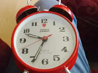 Retro vækkeur købes