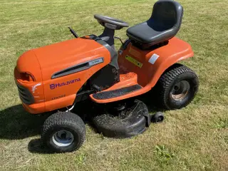 Husqvarna LTH 152 havetraktor med automatgear