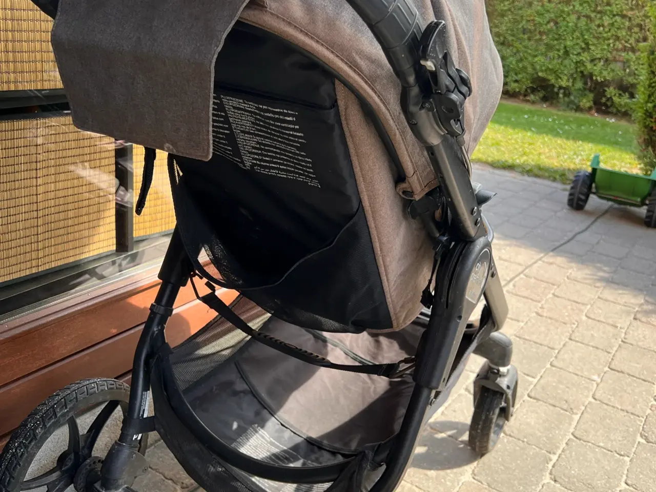 Billede 2 - Baby Jogger City Premier klapvogn brun/sort
