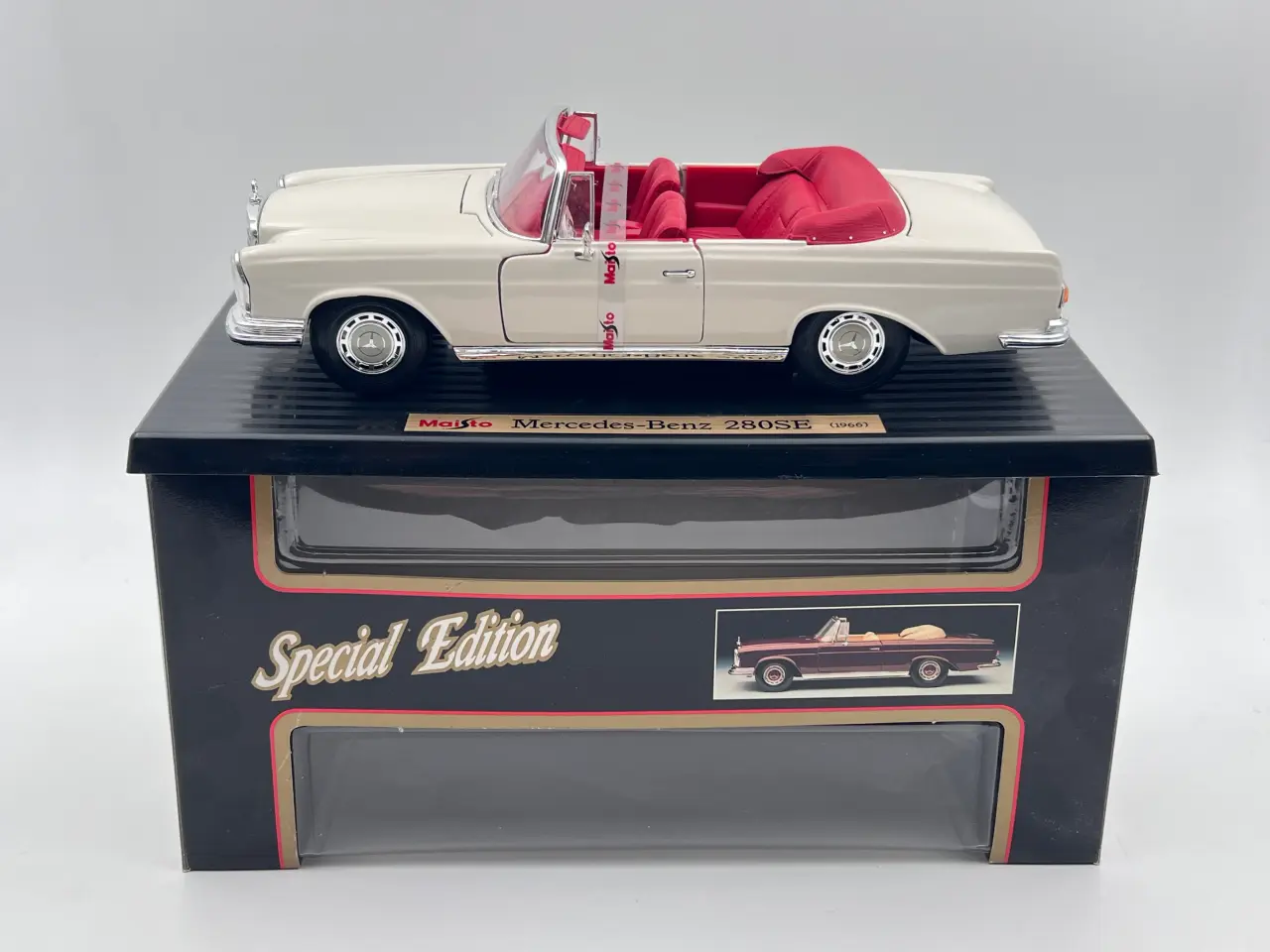 Billede 9 - 1966 Mercedes-Benz 280SE Cabriolet 1:18