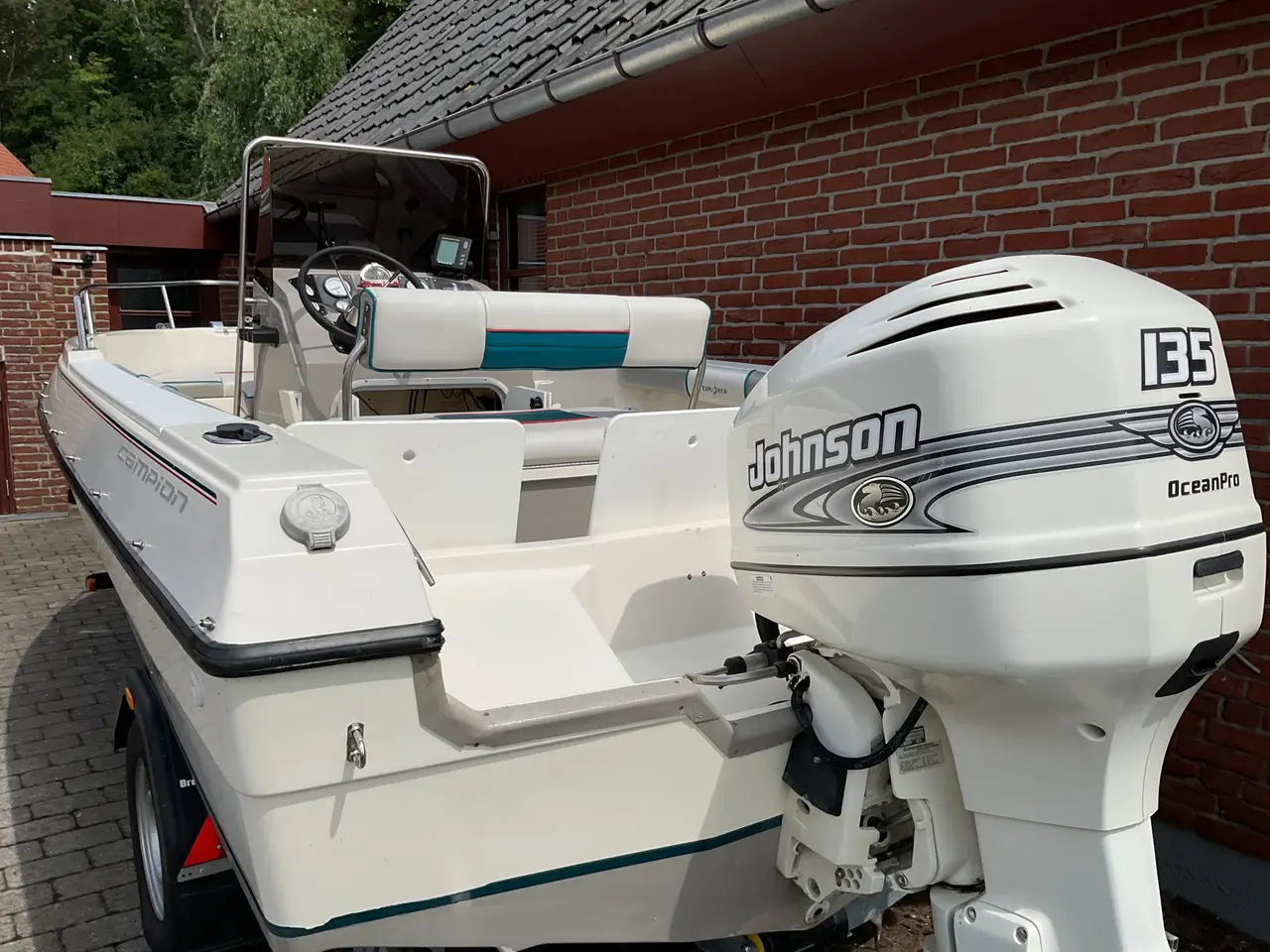 Billede 2 - Campion Explore styrepult båd med 135 Hk Johnson 