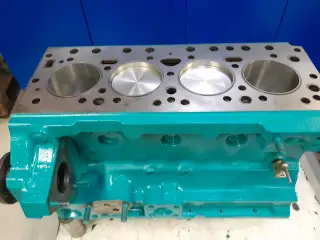 Short block, Perkins 4.108