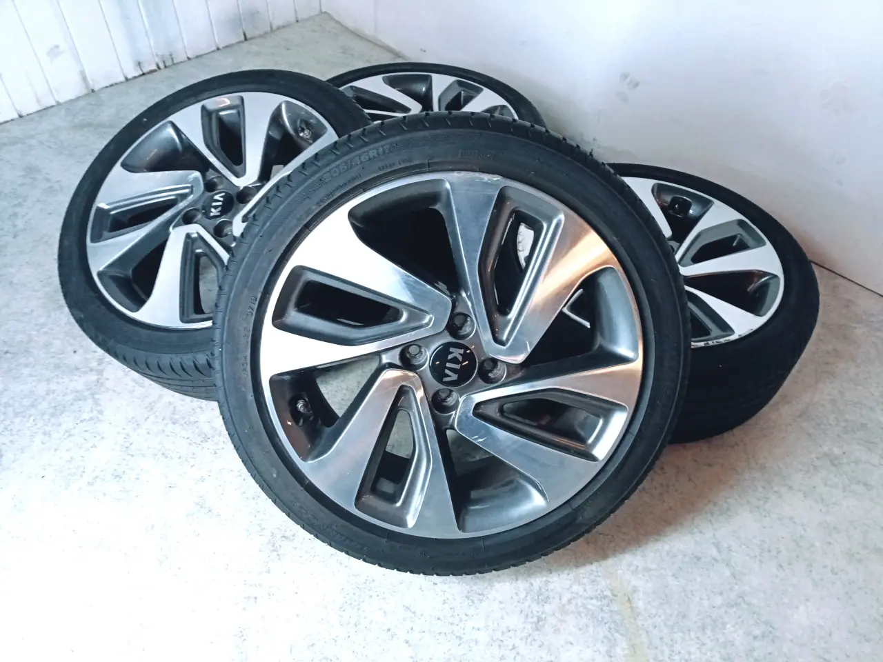 Billede 6 - 4x100 17" ET43 nav 54,1ø KIA sommersæt inkl.TPMS