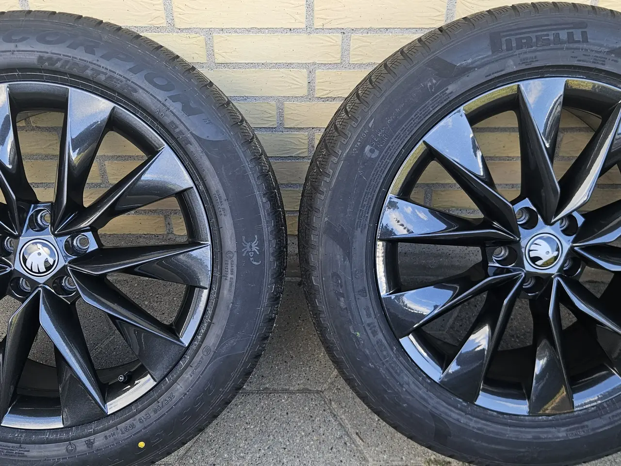 Billede 1 - Skoda Crystal 19"