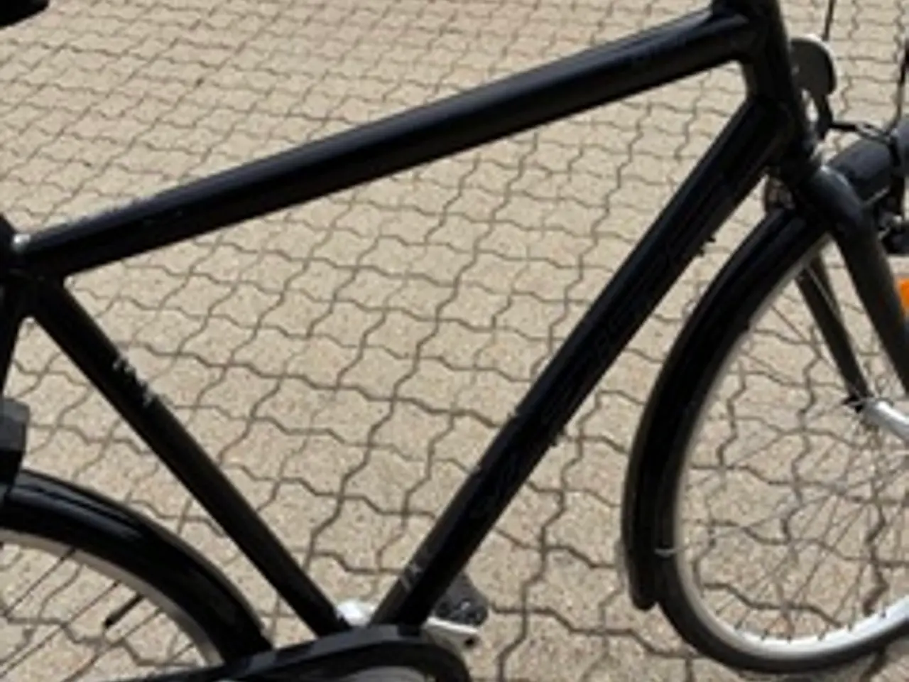 Billede 3 - En sporty herrecykel i let aluminiumsstel