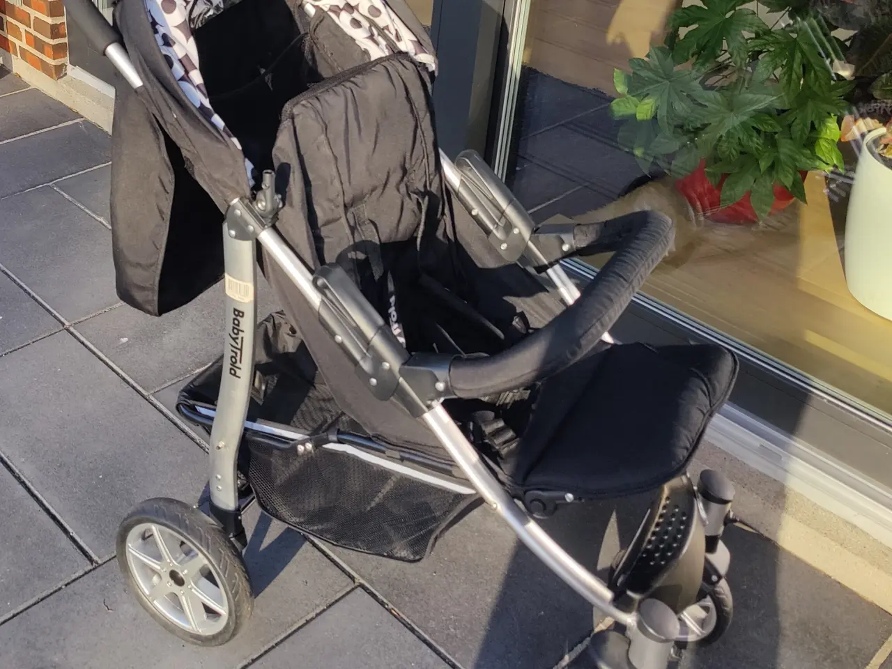 Billede 1 - Klapvogn BabyTrold