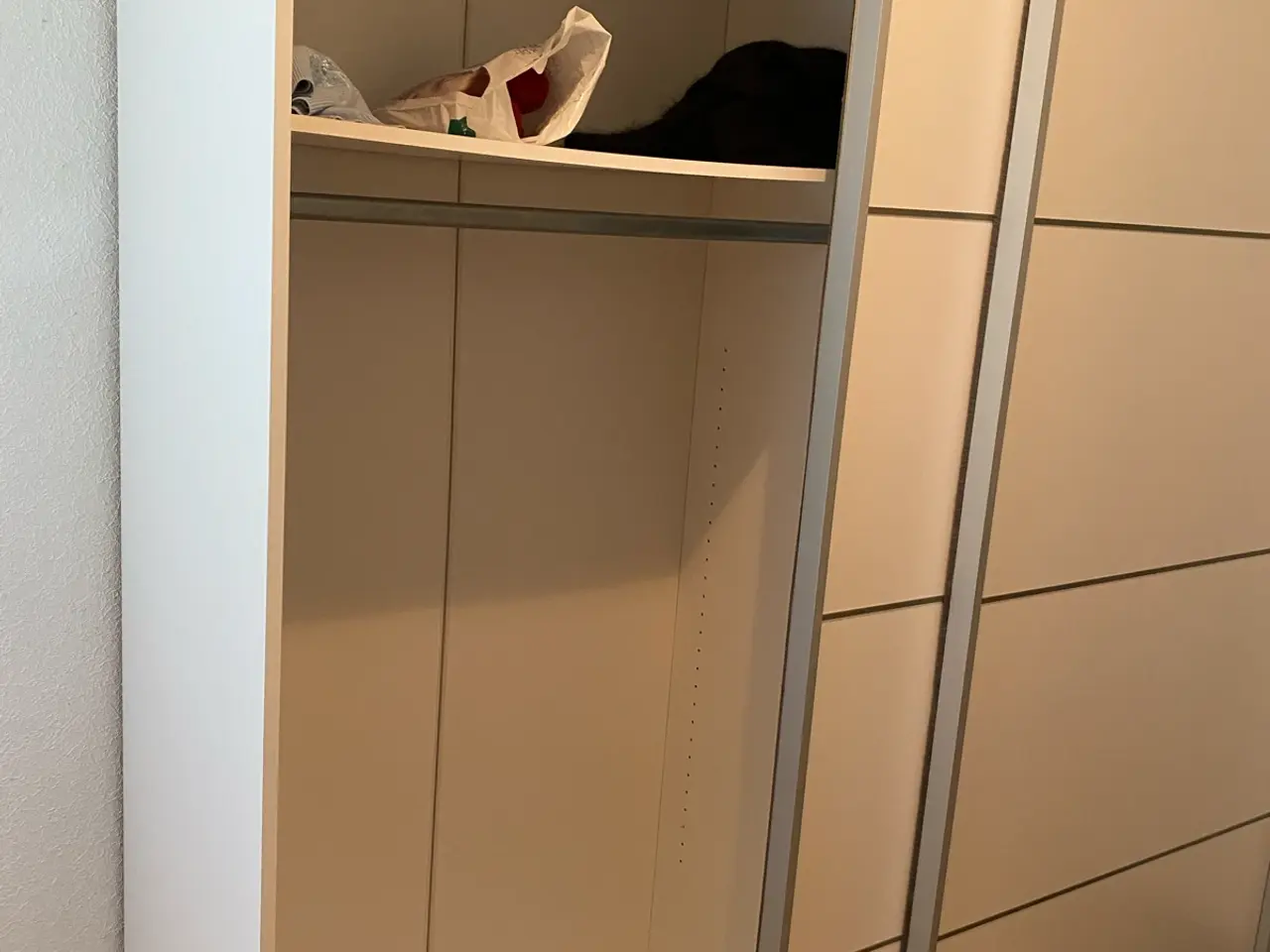 Billede 7 - Klædeskab/garderobeskab