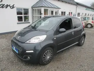 Peugeot 107 1,0 Motion Air 68HK 5d