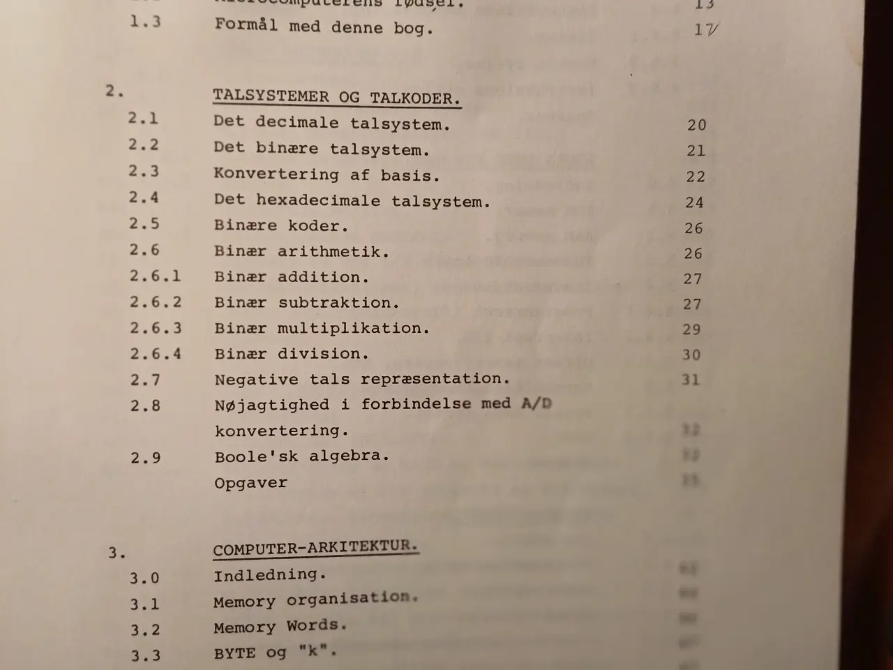 Billede 2 - "Microcomputere – Teori og praksis" studiebog 