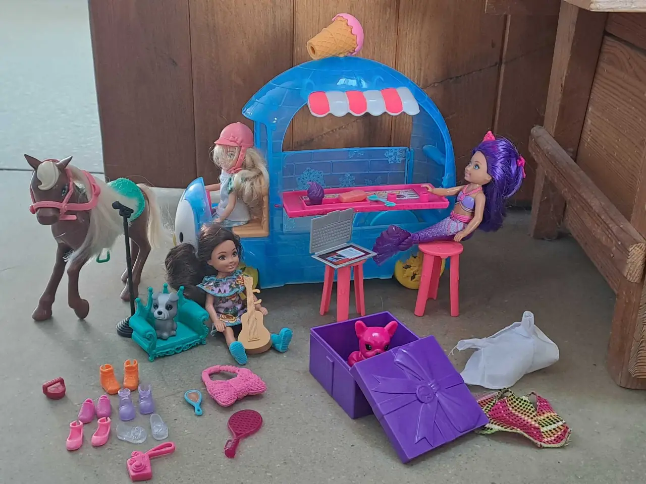 Billede 1 - Barbie og Barbie Chelsea lot