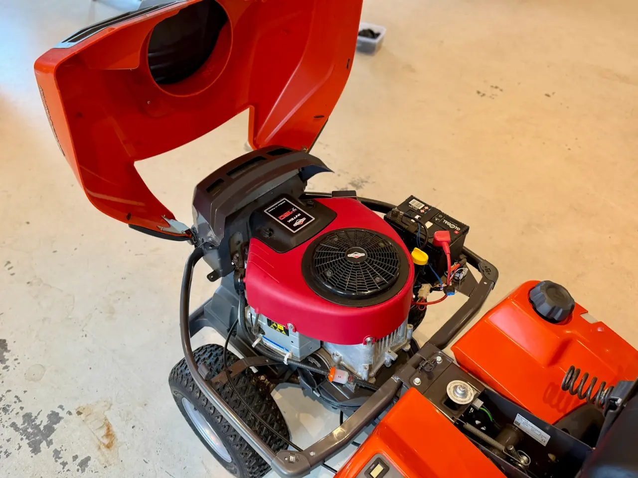 Billede 5 - Husqvarna R216T AWD