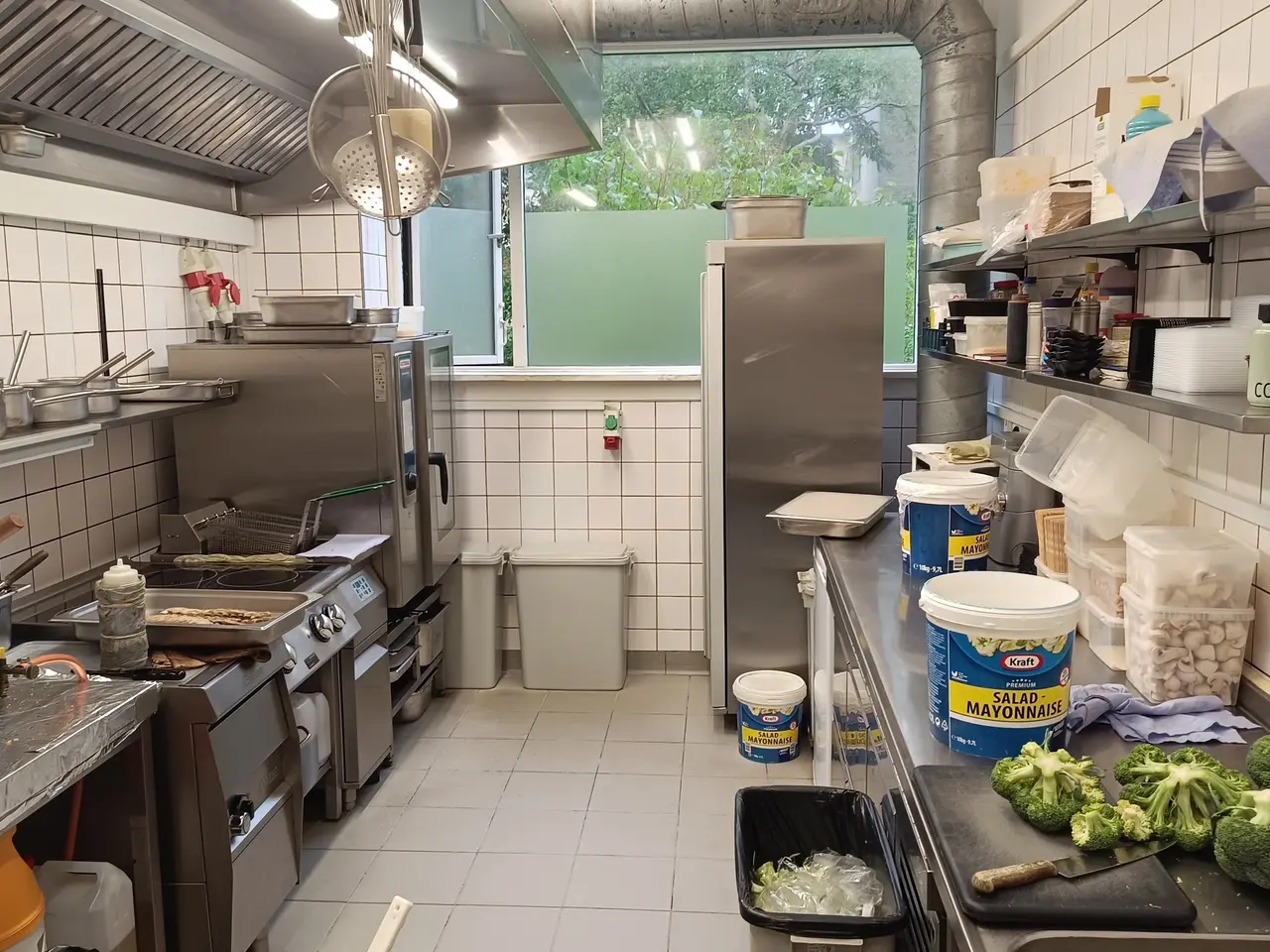 Billede 6 - Restaurant/Café/Take Away på butikstorv.