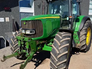 John Deere 6820 Rigtigt fin 135 HK traktor