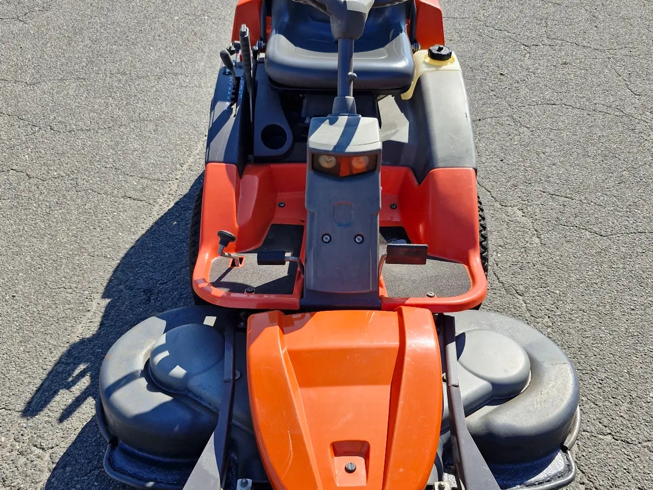 Billede 2 - Husqvarna Rider PF21AWD m. 122cm Combi klippedæk 
