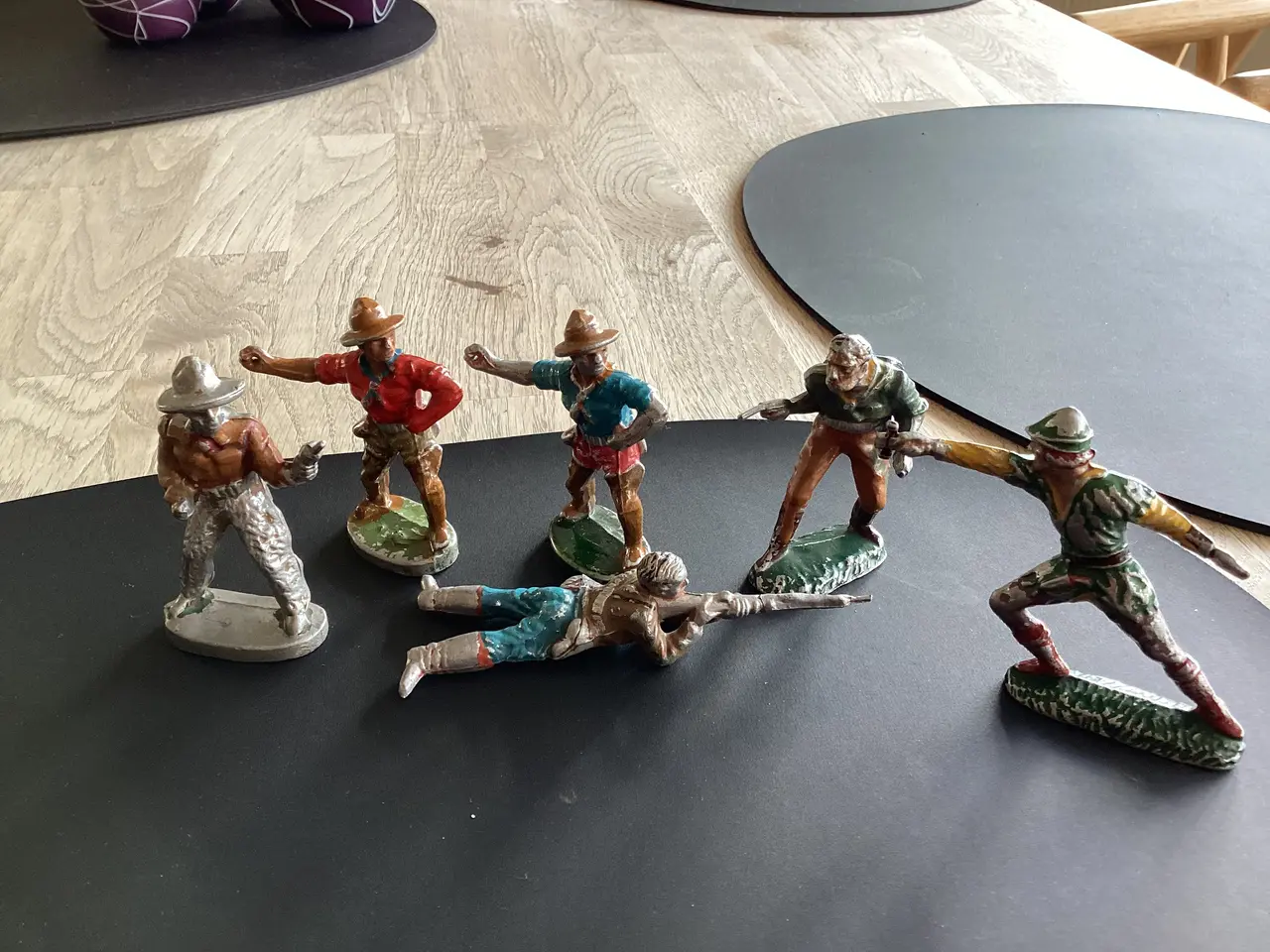 Billede 2 - Krolyn. Soldater