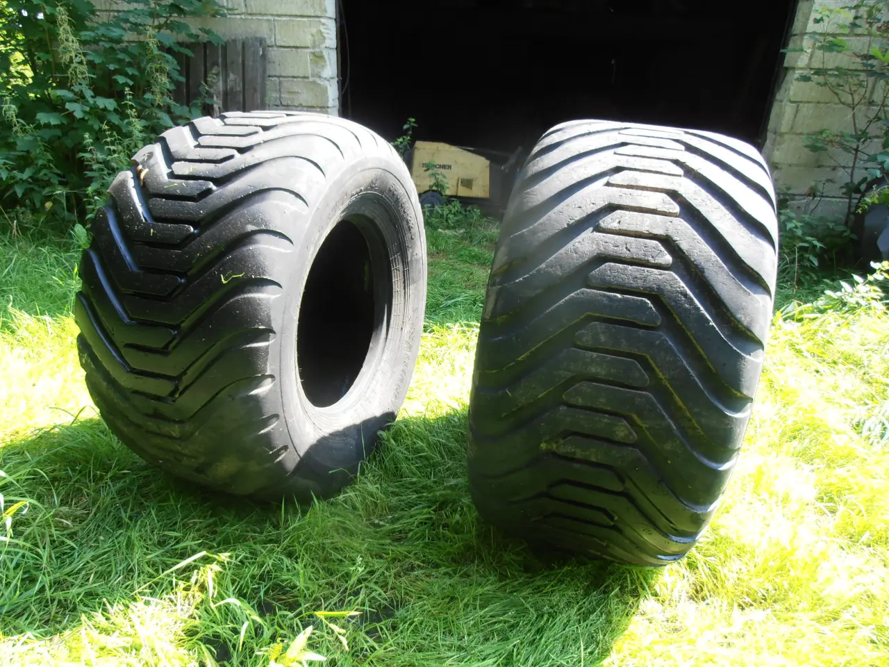 Billede 2 - Dæk 550/60-22.5" .