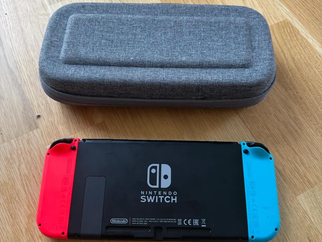 Billede 7 - Nintendo Switch V2 inkl 6 spil, udstyr og ringfit
