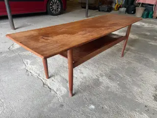 Sofabord i teak