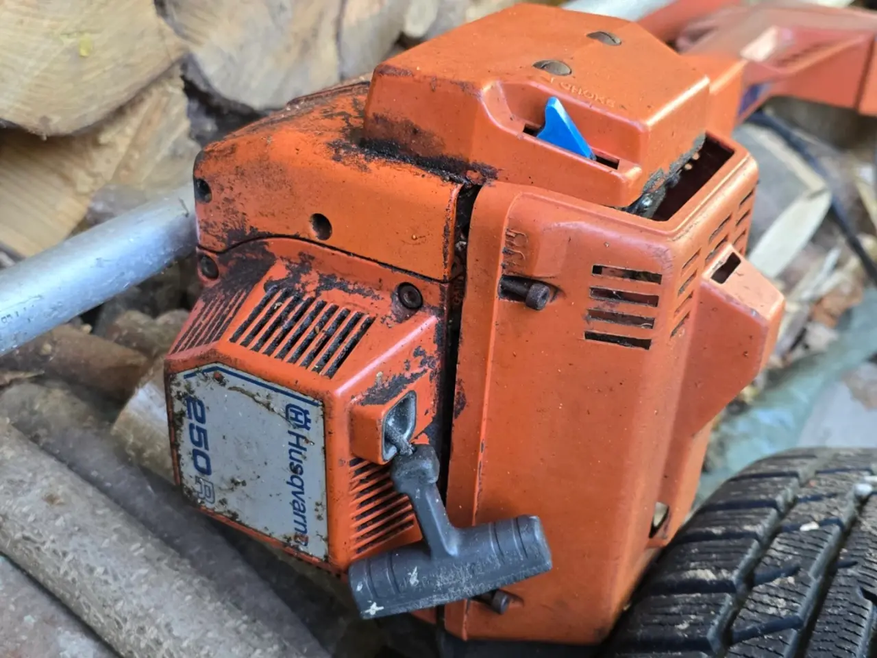 Billede 1 - HUSQVARNA 250 BUSKRYDDER