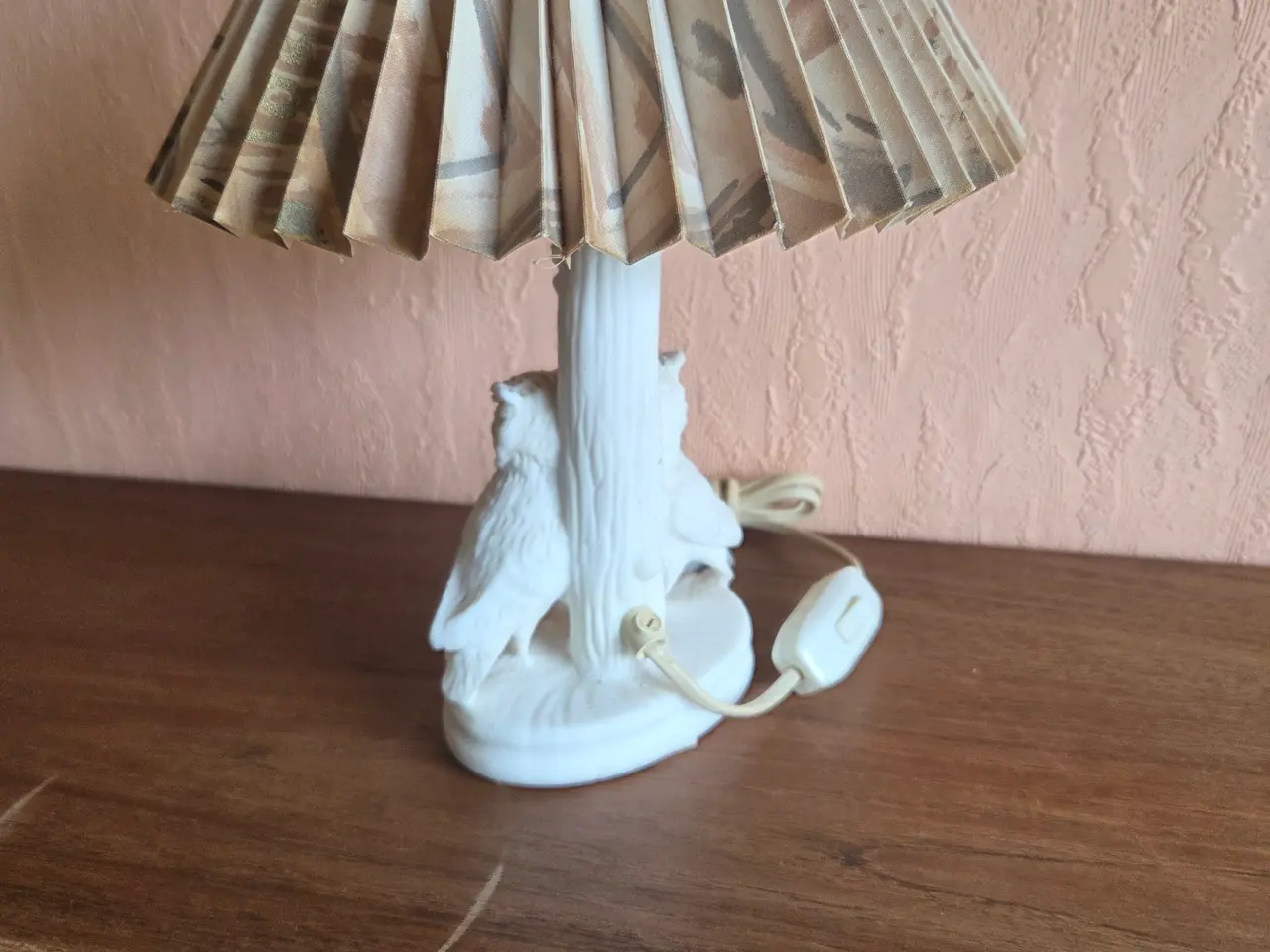 Billede 2 - Uglelampe / bordlampe med ugler, ca. 30 cm.