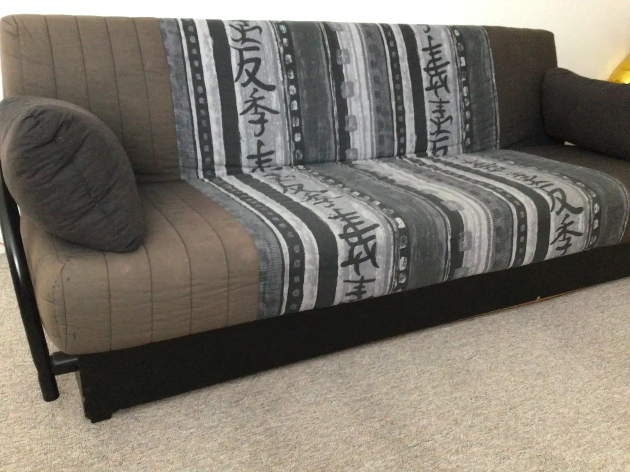 Billede 3 - Sovesofa med udtræk og magasin