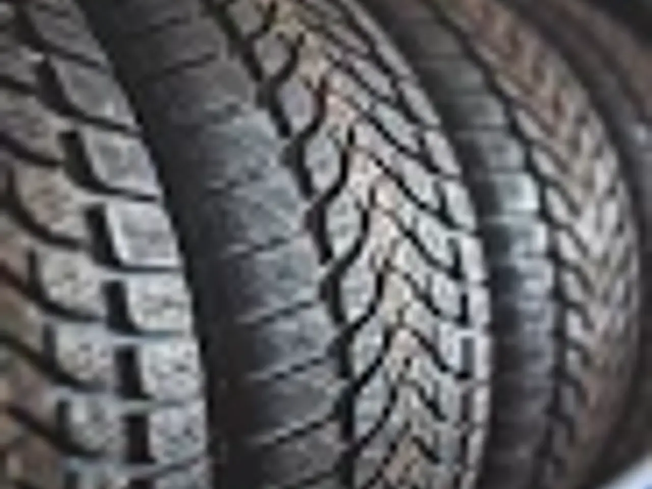 Billede 1 - Nye Goodyear Sommerdæk 245/4 R19