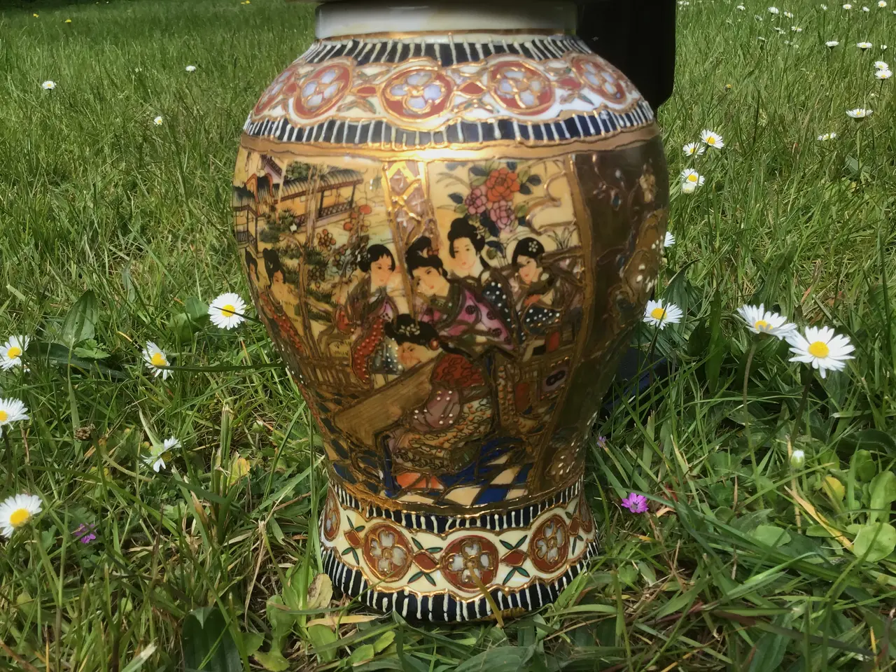 Billede 5 - Satsuma vase. Blå vase med 2 lysestager.