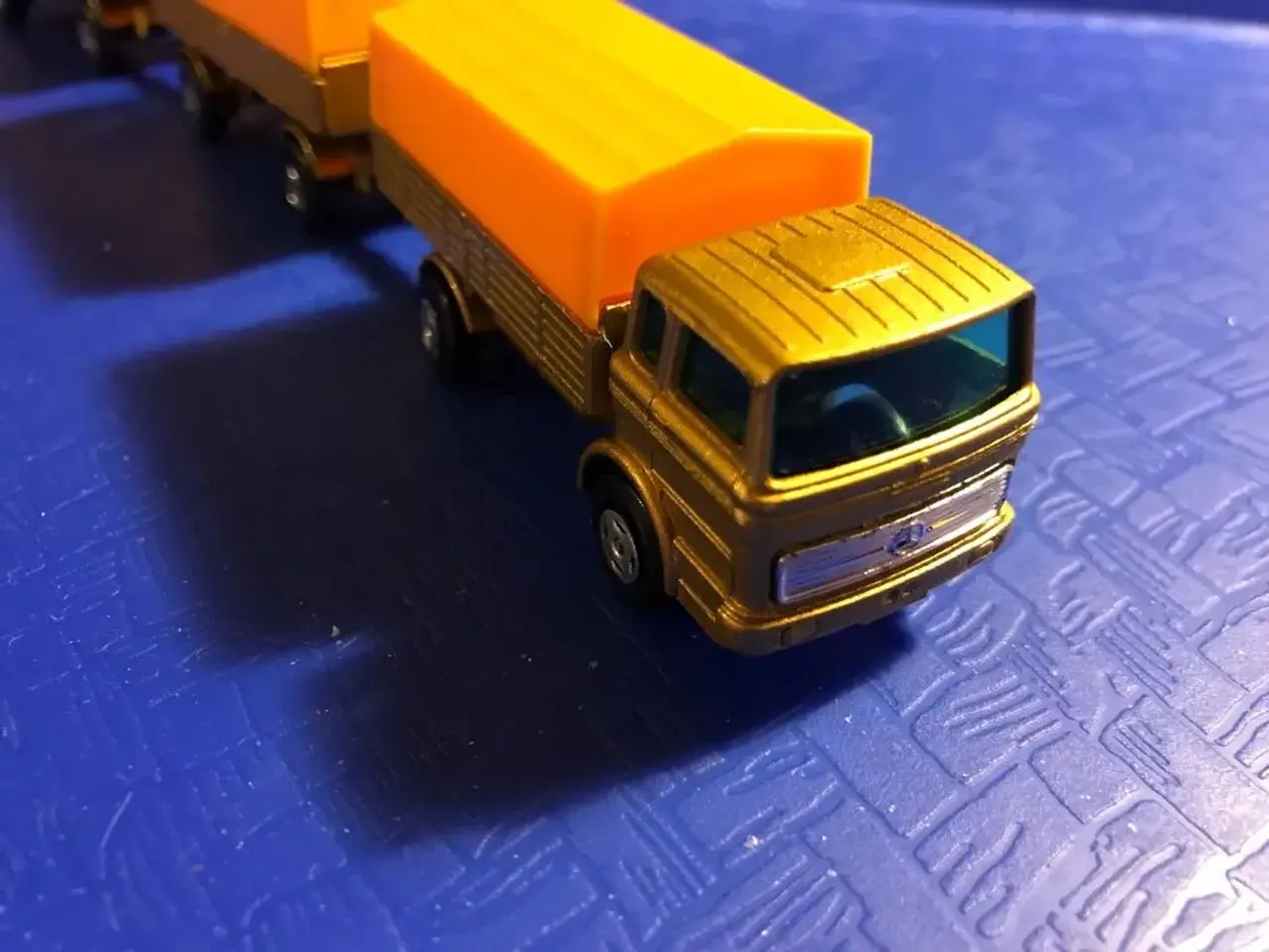 Billede 3 - Ubrugt Matchbox Mercedes Lastbil