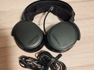 SteelSeries Arctis 7 gaming headset - som ny!