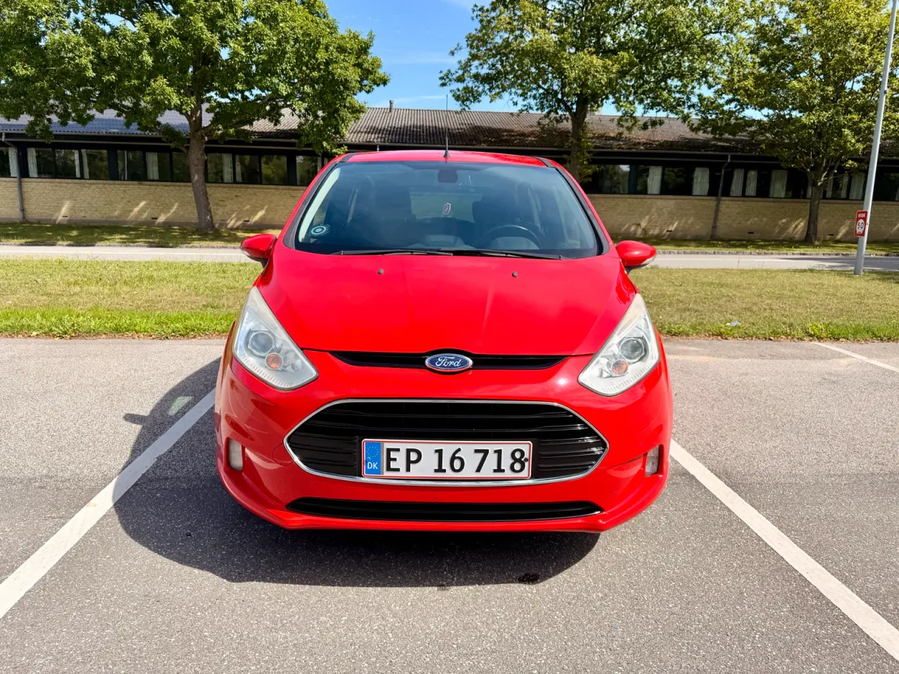 Billede 1 - Ford B Max 2015 - 125 HK med Træk.