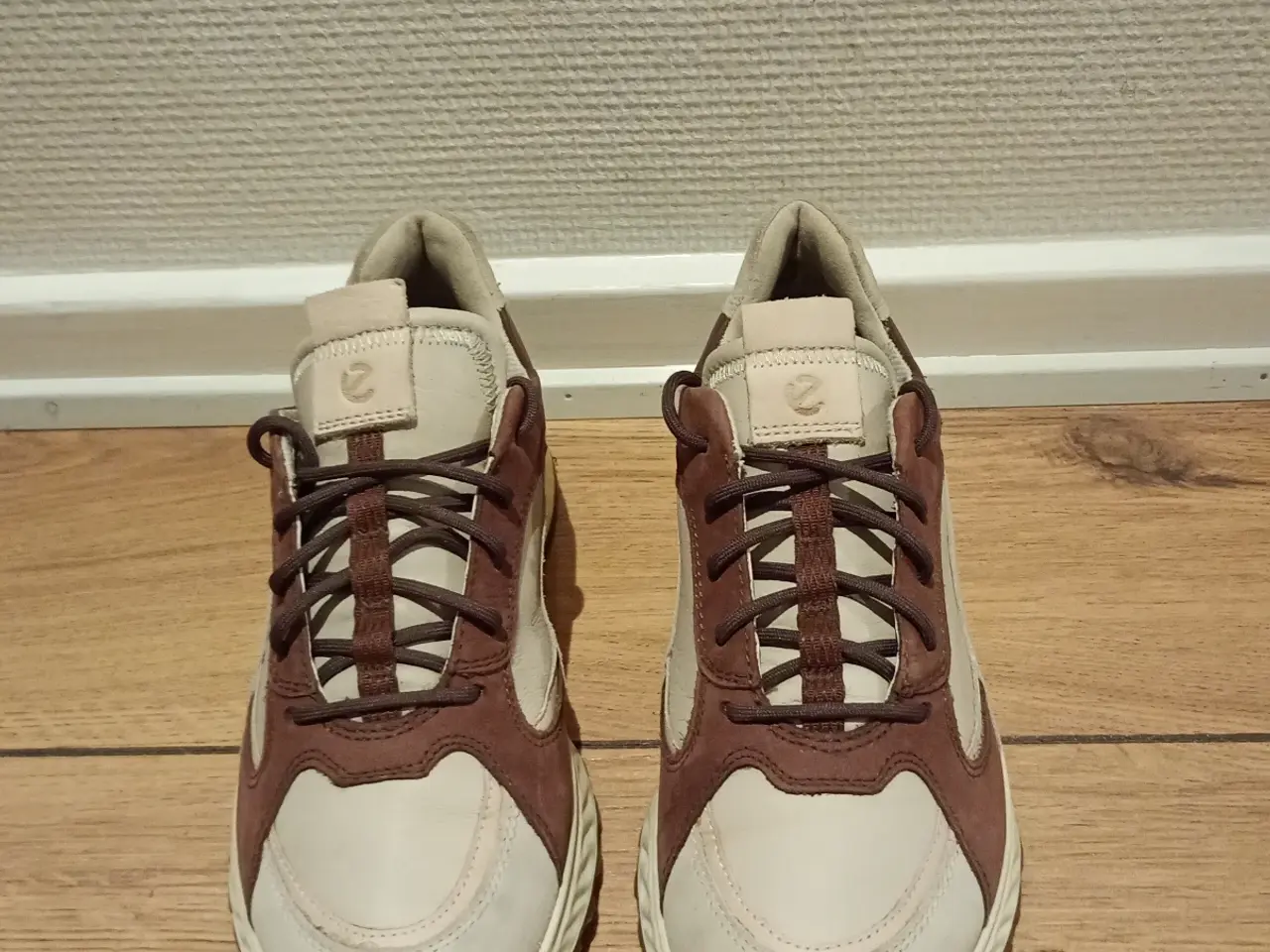 Billede 3 - Fine sneakers, Ecco, læder, str. 38.